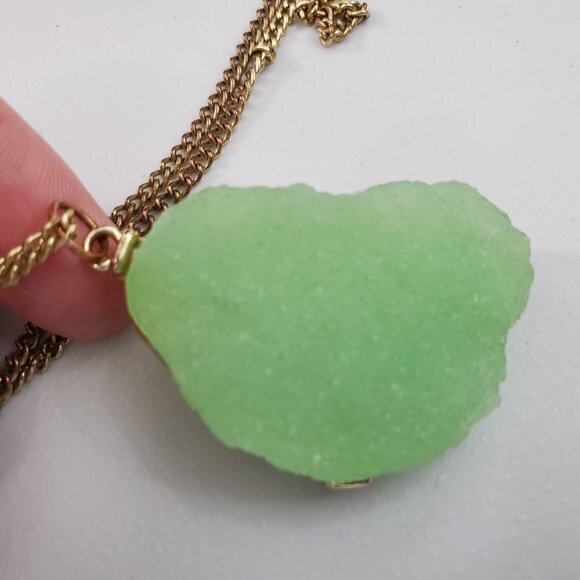 Geode Necklace Green Gold Tone Chain Rock Crystal - Picture 7 of 8